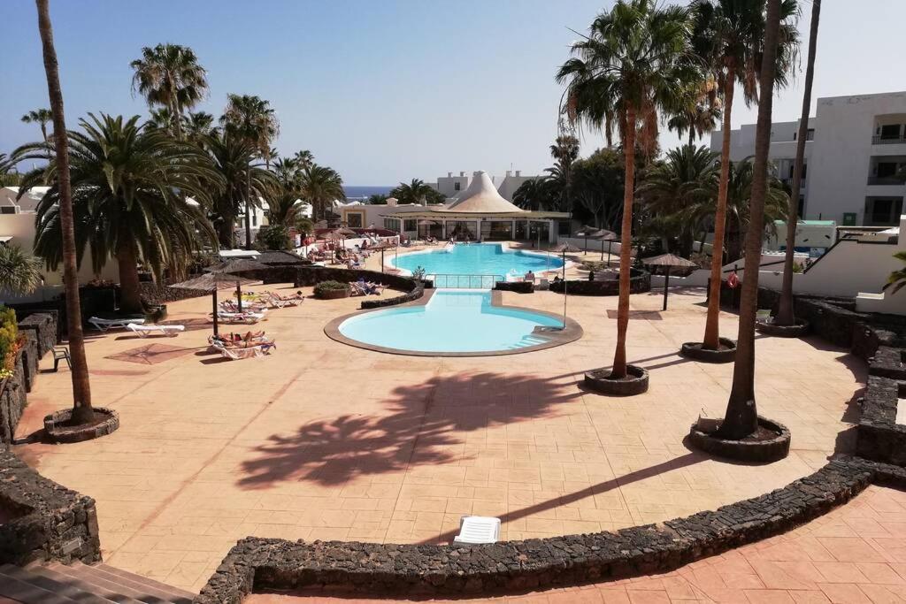 Apartamento Lina 25 Playa Roca Costa Teguise Dış mekan fotoğraf