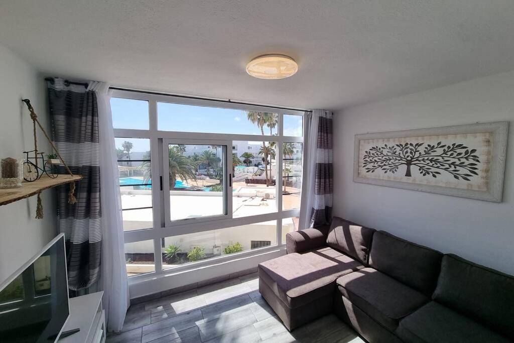 Apartamento Lina 25 Playa Roca Costa Teguise Dış mekan fotoğraf